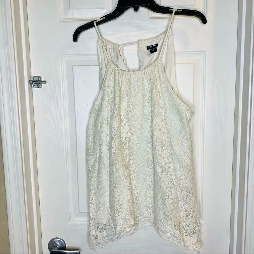 Torrid High Neck Lace Tank Halter Tie Size 1